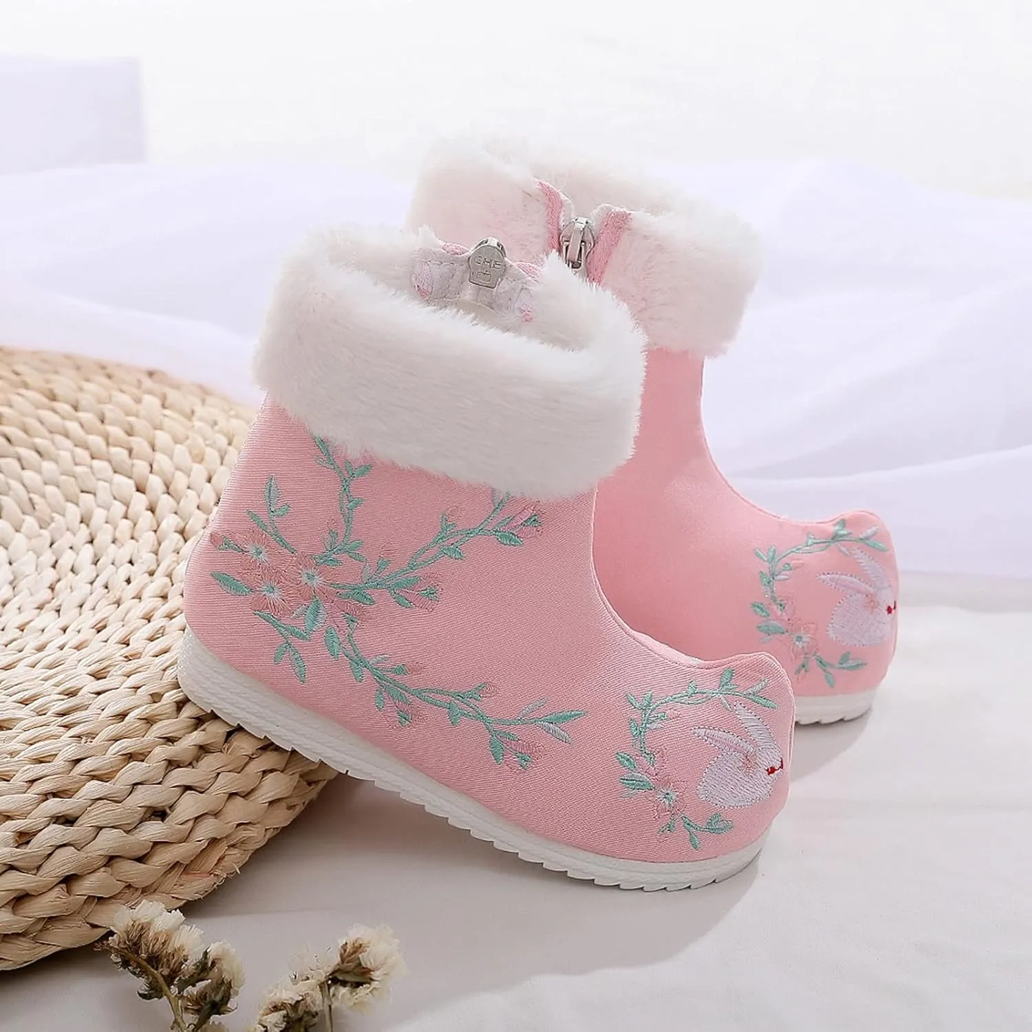 Children Shoes Cloth Shoes Wwarm Winter Snow Boots Embroidered Printed Shoes over The Knee Boots for Youth Girls