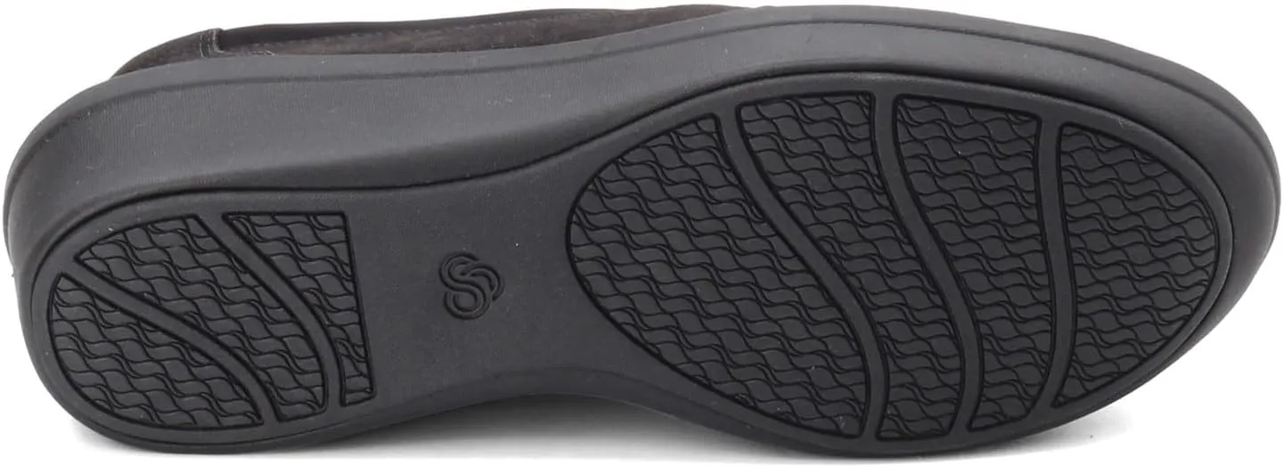 Clarks Women's Step Rose Moon Platform