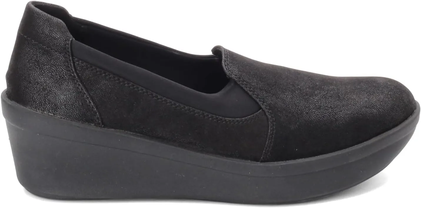 Clarks Women's Step Rose Moon Platform