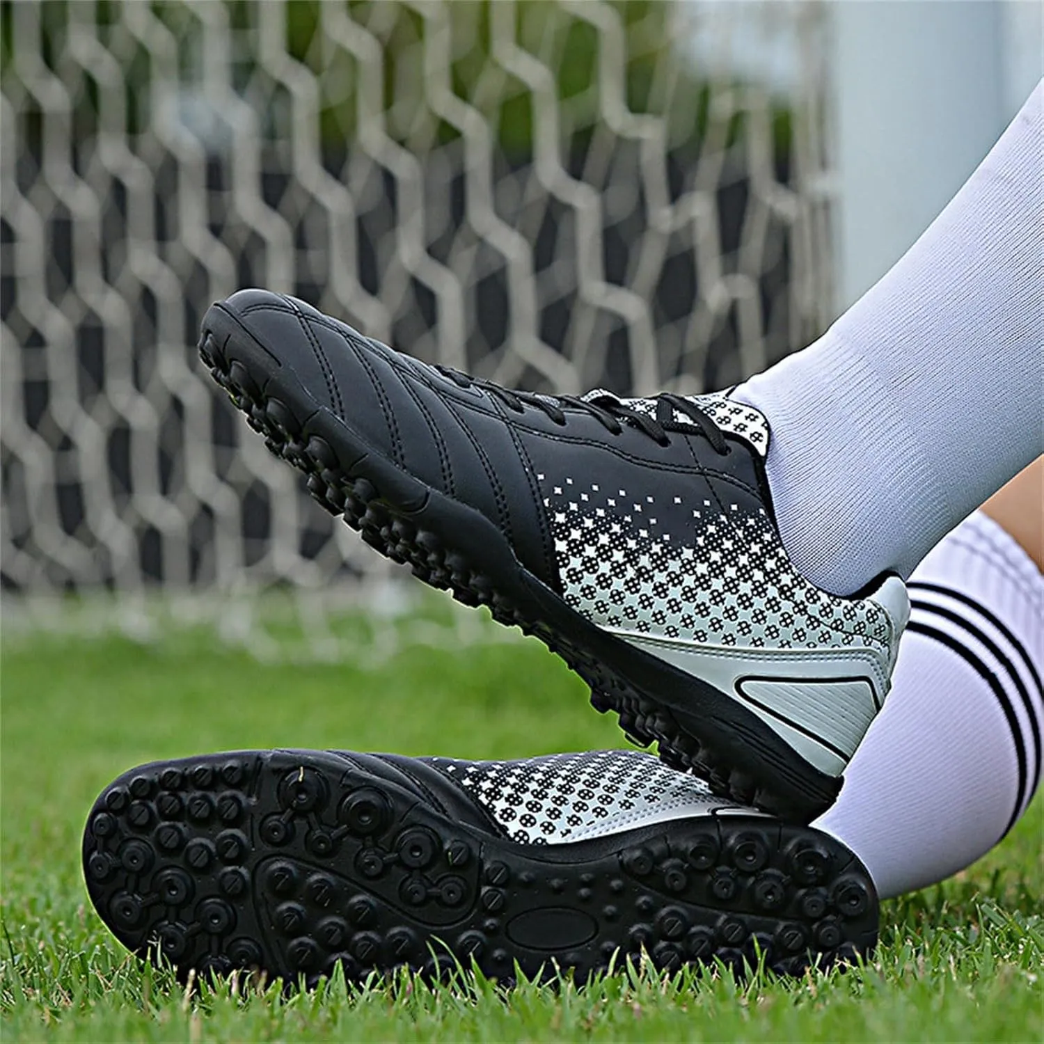 Kids Football Boots Outdoor Sport Sneakers Boys Girls Artificial Ground Soccer Cleats Lightweight Training Shoes