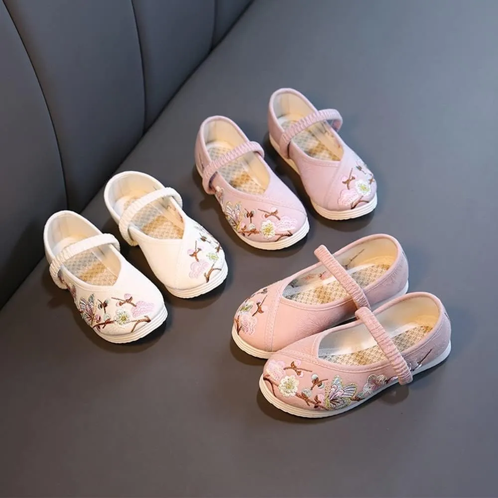 Little Girl Mary Jane Dance Shoe Ballet Sport Shoes Beijing Cloth Shoe Chinese Traditional Floral Butterfly Embroidery Shoe Princess Dress Flats Shoes