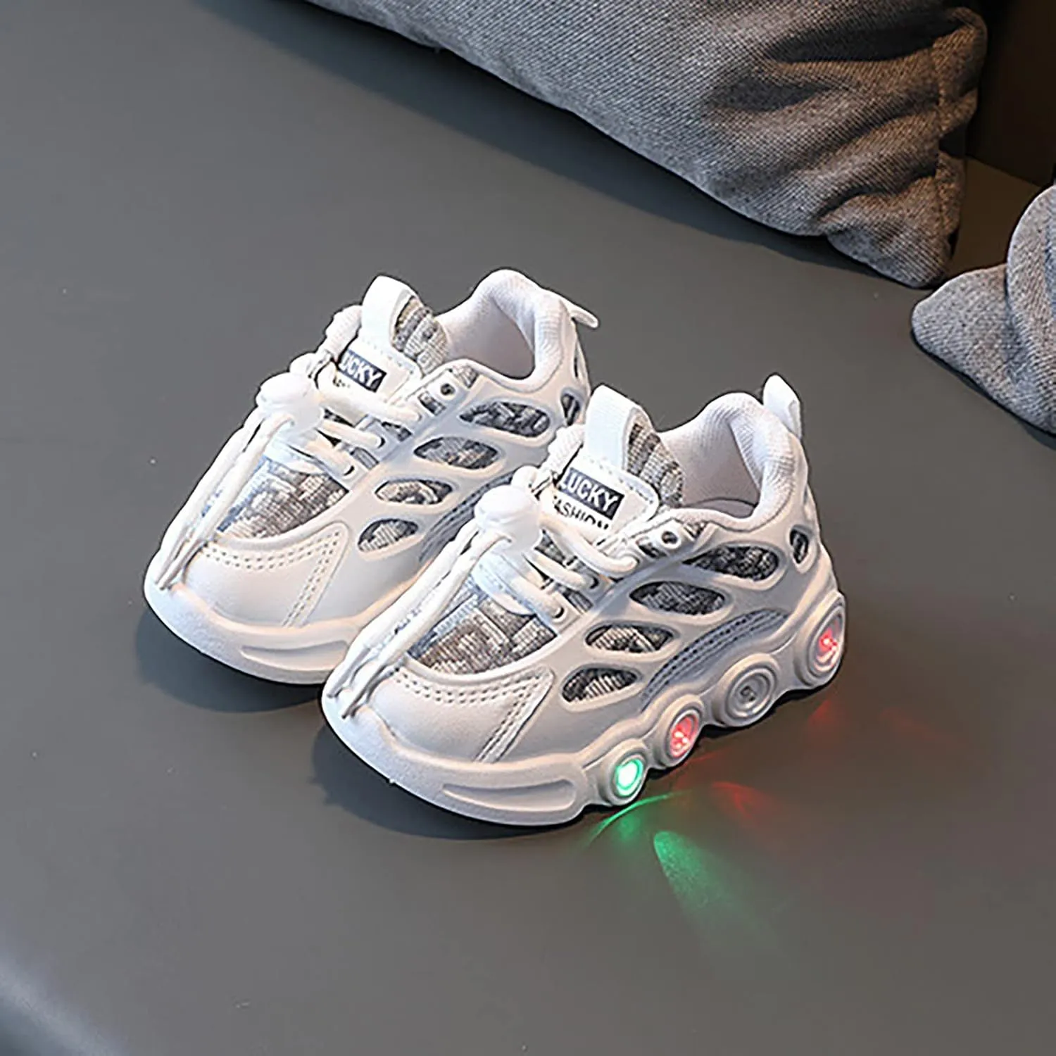 Toddler Girls Boys LED Flashing Sneakers Lightweight Mesh Breathable Soft Sole Anti Slip Comfort Athletic Shoes